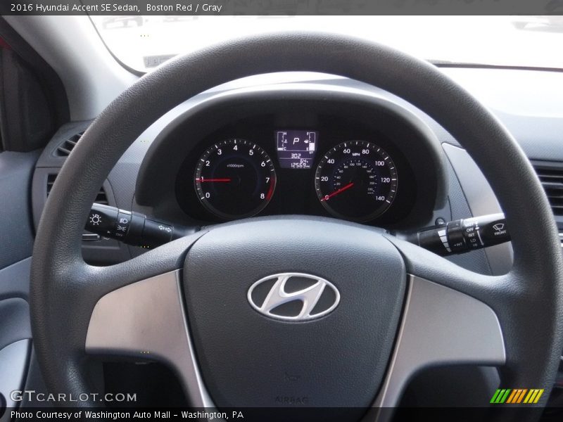 Boston Red / Gray 2016 Hyundai Accent SE Sedan