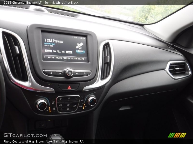 Summit White / Jet Black 2018 Chevrolet Equinox LT