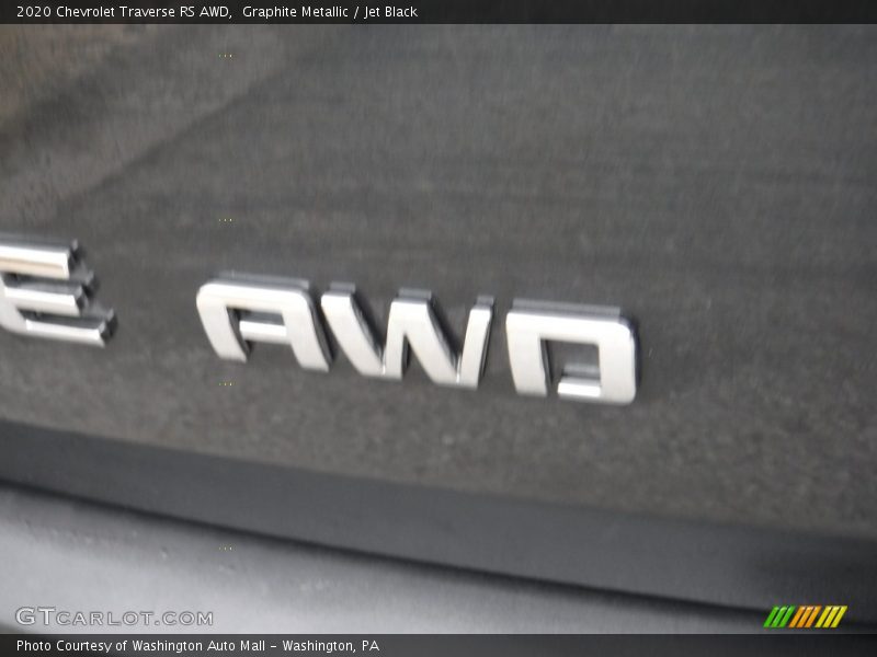 Graphite Metallic / Jet Black 2020 Chevrolet Traverse RS AWD