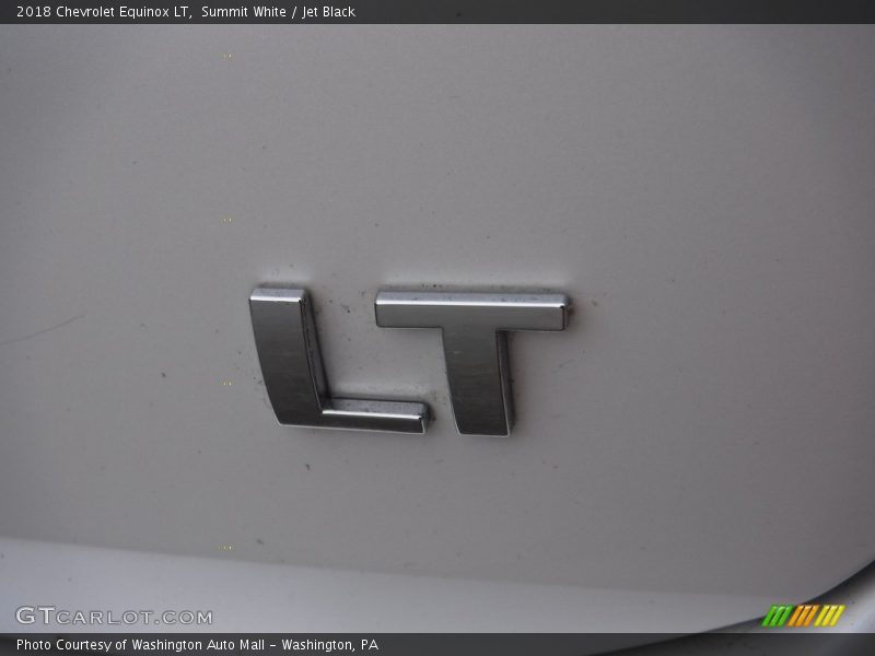 Summit White / Jet Black 2018 Chevrolet Equinox LT