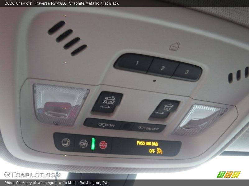 Graphite Metallic / Jet Black 2020 Chevrolet Traverse RS AWD