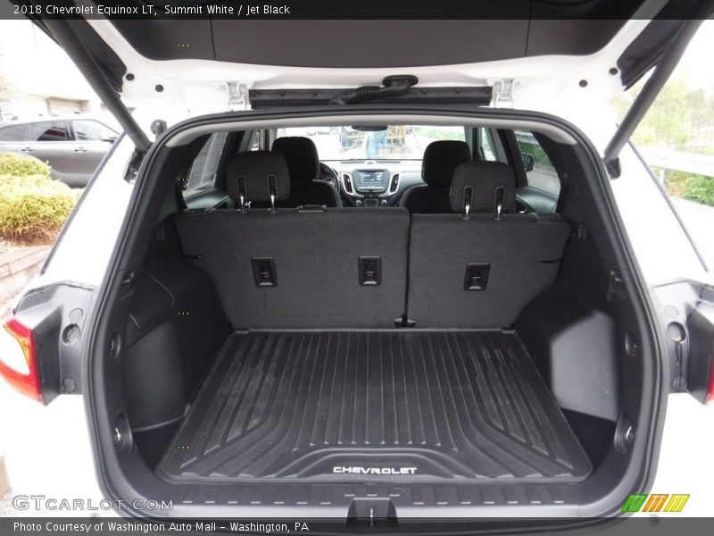 Summit White / Jet Black 2018 Chevrolet Equinox LT