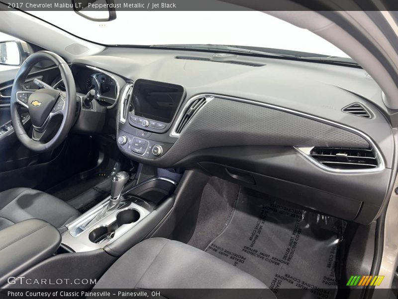 Pepperdust Metallic / Jet Black 2017 Chevrolet Malibu LT