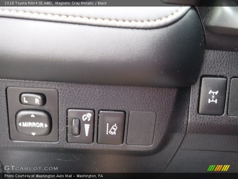 Controls of 2018 RAV4 SE AWD