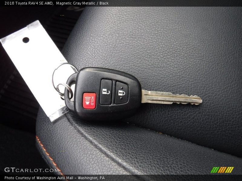 Keys of 2018 RAV4 SE AWD