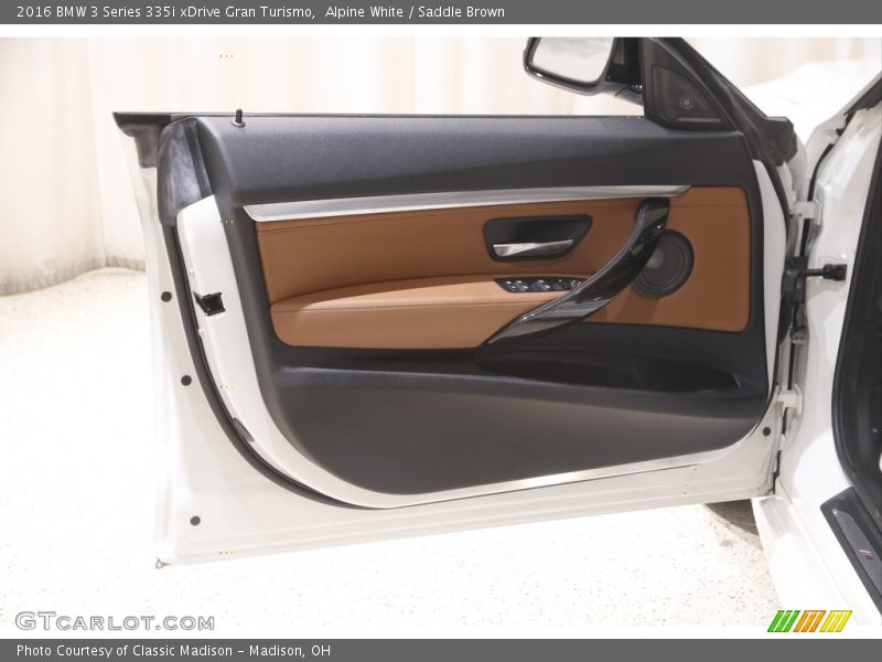 Door Panel of 2016 3 Series 335i xDrive Gran Turismo