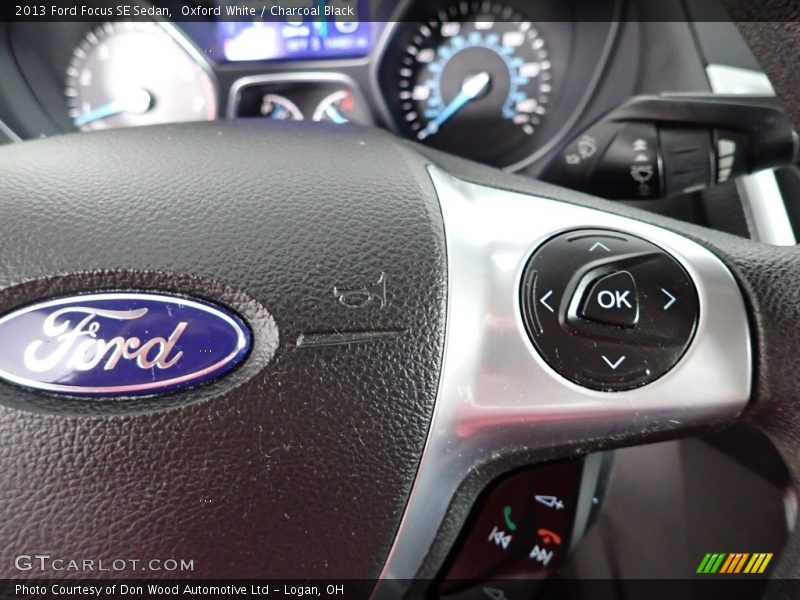 Oxford White / Charcoal Black 2013 Ford Focus SE Sedan