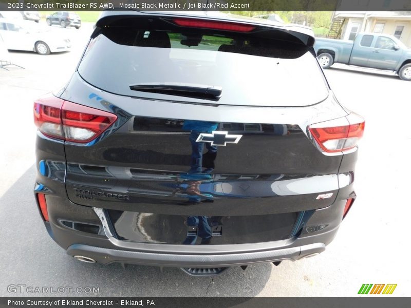Mosaic Black Metallic / Jet Black/Red Accent 2023 Chevrolet TrailBlazer RS AWD