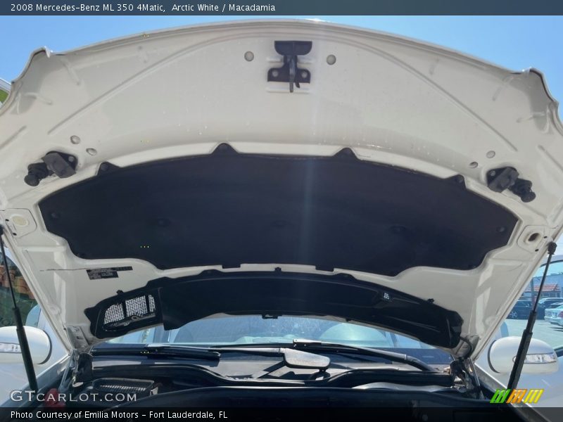 Arctic White / Macadamia 2008 Mercedes-Benz ML 350 4Matic