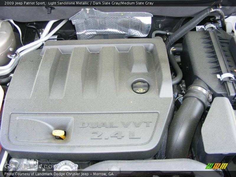 Light Sandstone Metallic / Dark Slate Gray/Medium Slate Gray 2009 Jeep Patriot Sport