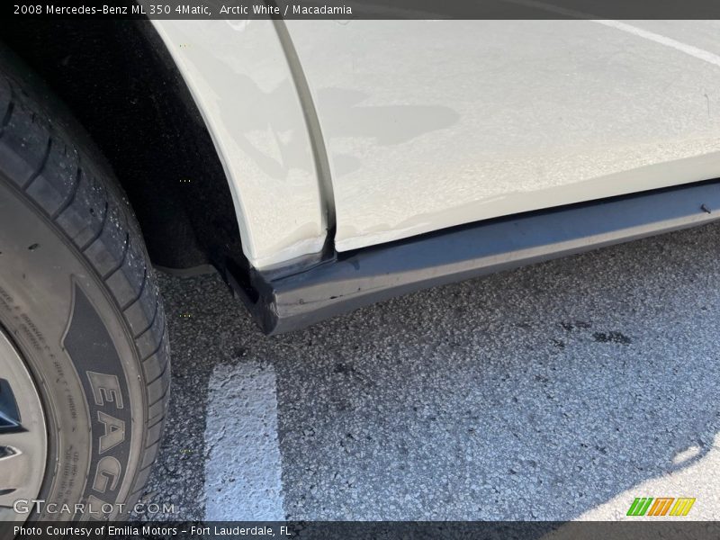 Arctic White / Macadamia 2008 Mercedes-Benz ML 350 4Matic