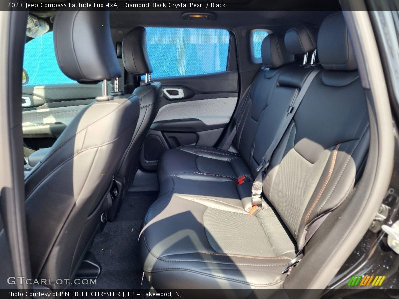 Diamond Black Crystal Pearl / Black 2023 Jeep Compass Latitude Lux 4x4