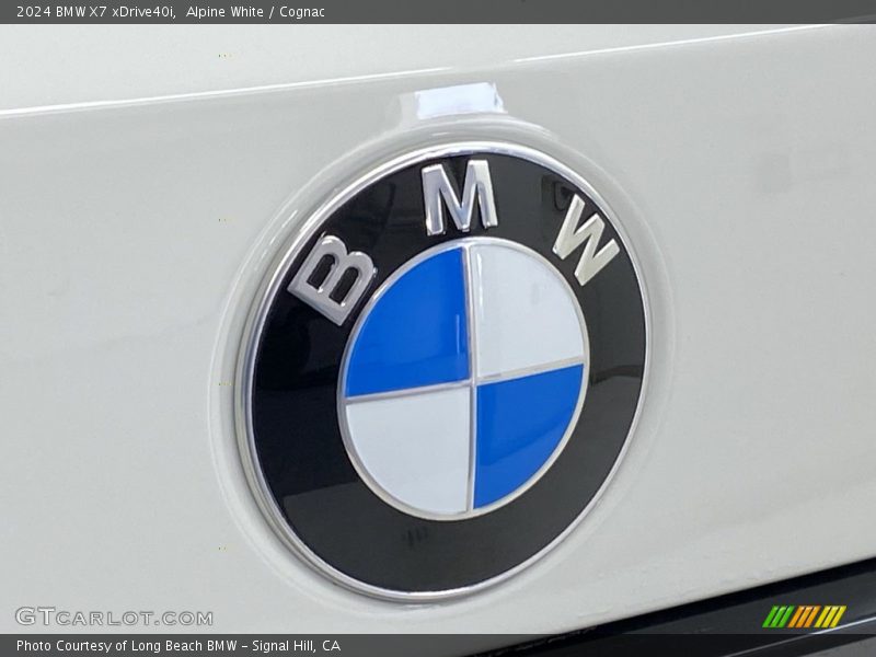 Alpine White / Cognac 2024 BMW X7 xDrive40i