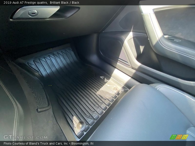 Brilliant Black / Black 2019 Audi A7 Prestige quattro