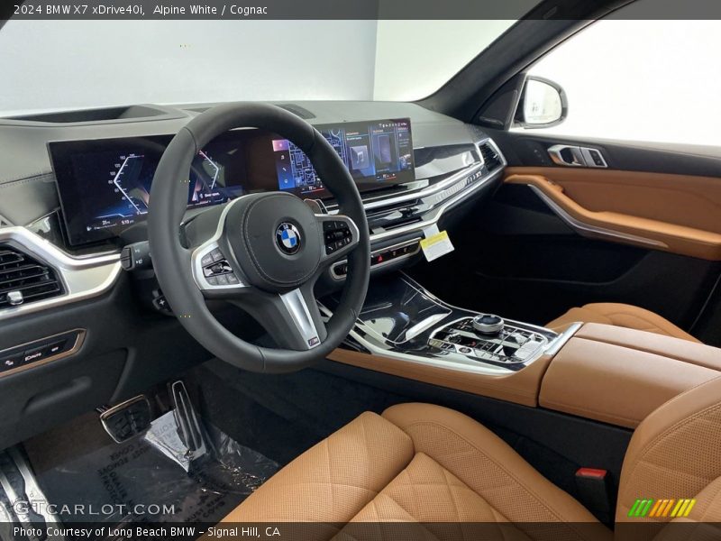Alpine White / Cognac 2024 BMW X7 xDrive40i