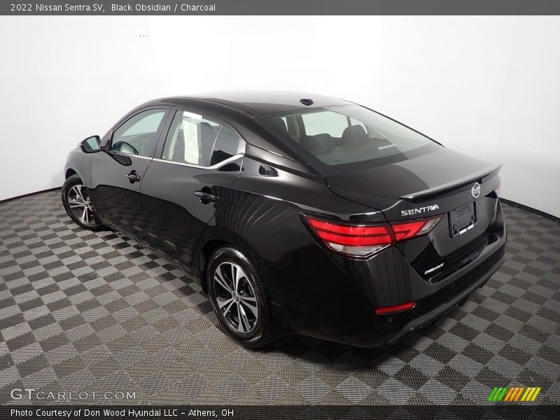 Black Obsidian / Charcoal 2022 Nissan Sentra SV