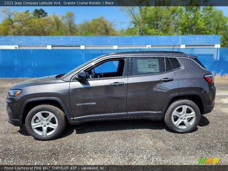  2023 Compass Latitude 4x4 Granite Crystal Metallic