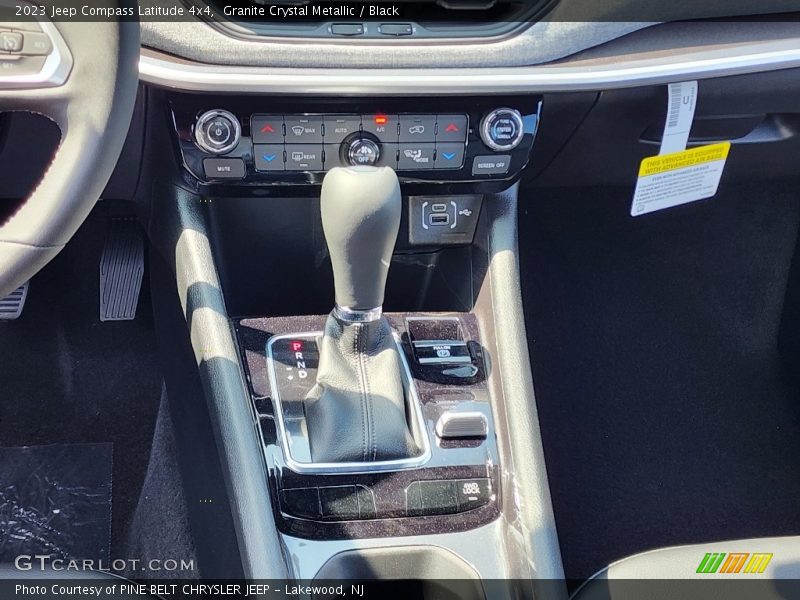 Granite Crystal Metallic / Black 2023 Jeep Compass Latitude 4x4