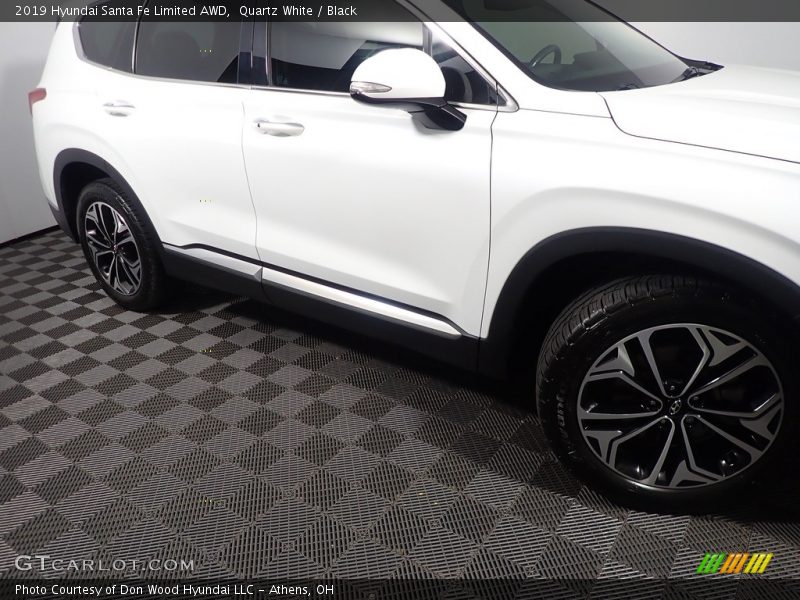 Quartz White / Black 2019 Hyundai Santa Fe Limited AWD