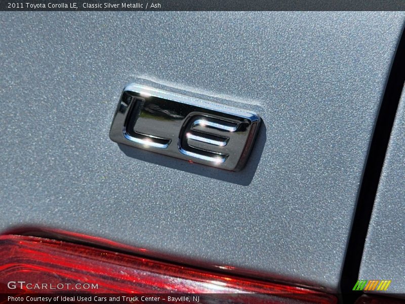 Classic Silver Metallic / Ash 2011 Toyota Corolla LE