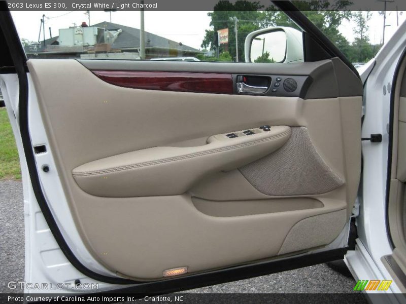 Crystal White / Light Charcoal 2003 Lexus ES 300