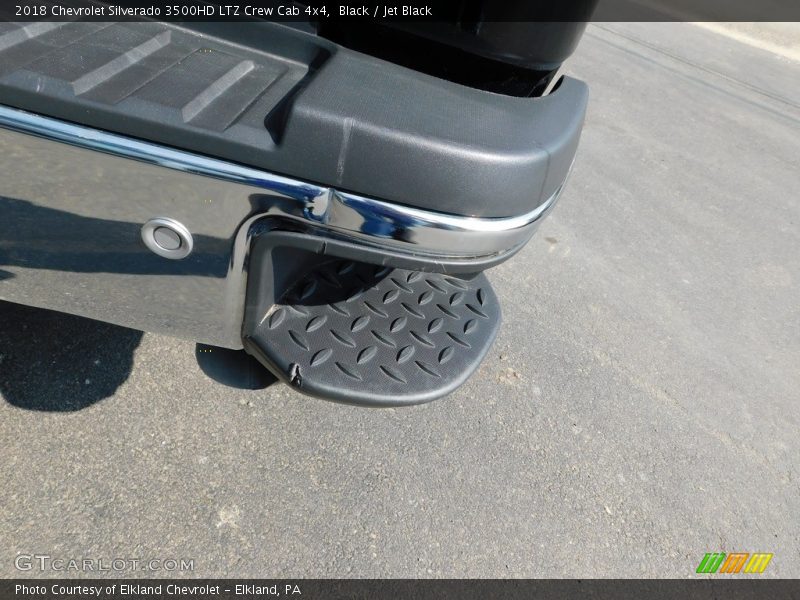 Chevrolet Truck bumper step - 2018 Chevrolet Silverado 3500HD LTZ Crew Cab 4x4