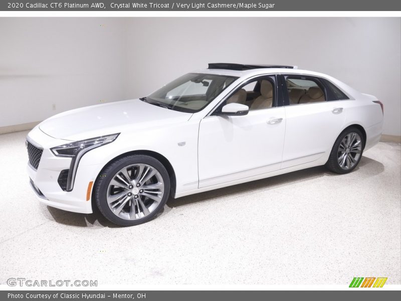 Front 3/4 View of 2020 CT6 Platinum AWD