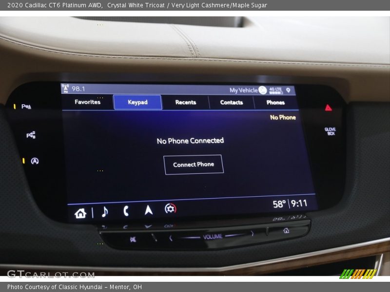 Controls of 2020 CT6 Platinum AWD