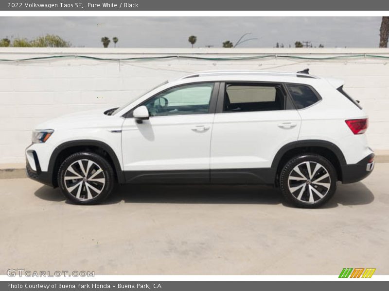  2022 Taos SE Pure White