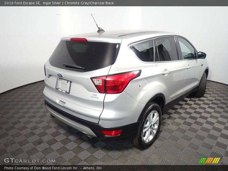 Ingot Silver / Chromite Gray/Charcoal Black 2019 Ford Escape SE