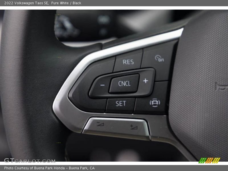 2022 Taos SE Steering Wheel