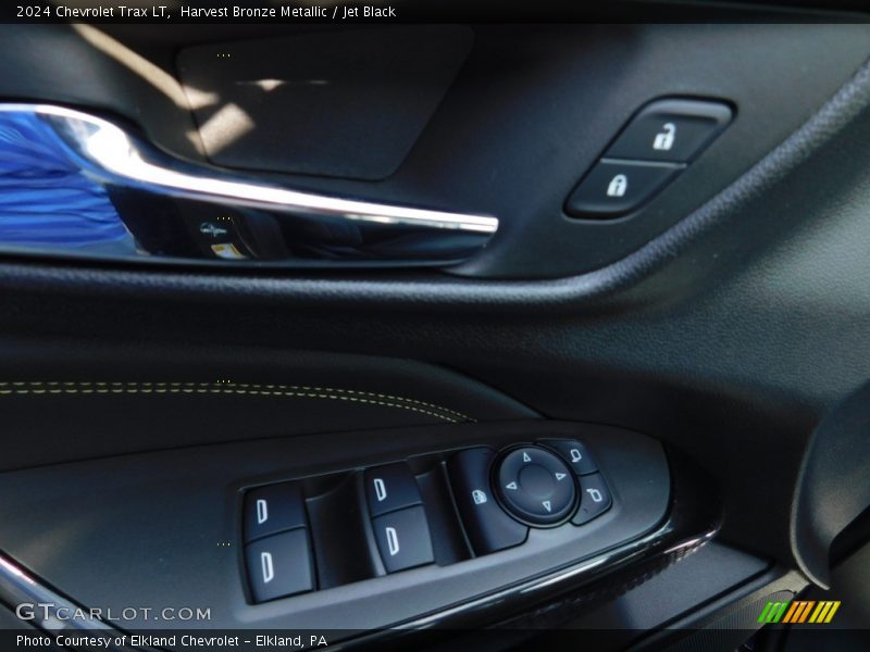 Harvest Bronze Metallic / Jet Black 2024 Chevrolet Trax LT