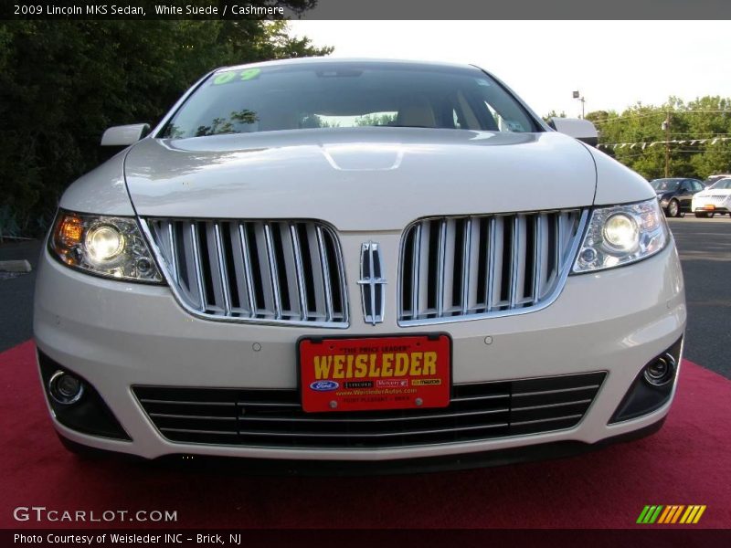 White Suede / Cashmere 2009 Lincoln MKS Sedan