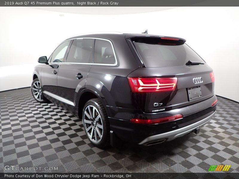 Night Black / Rock Gray 2019 Audi Q7 45 Premium Plus quattro