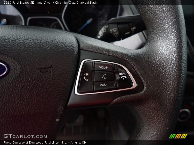 Ingot Silver / Chromite Gray/Charcoal Black 2019 Ford Escape SE