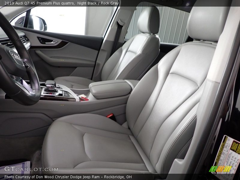  2019 Q7 45 Premium Plus quattro Rock Gray Interior