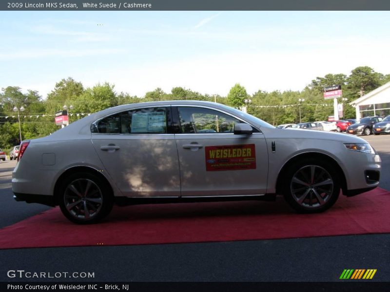 White Suede / Cashmere 2009 Lincoln MKS Sedan