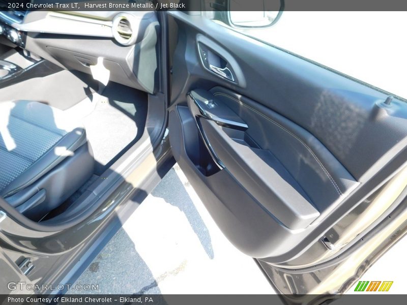 Harvest Bronze Metallic / Jet Black 2024 Chevrolet Trax LT