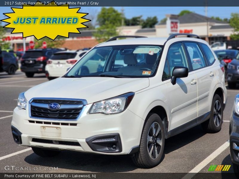 Crystal White Pearl / Gray 2017 Subaru Forester 2.5i