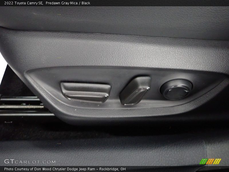 Predawn Gray Mica / Black 2022 Toyota Camry SE