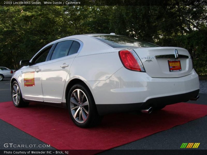 White Suede / Cashmere 2009 Lincoln MKS Sedan