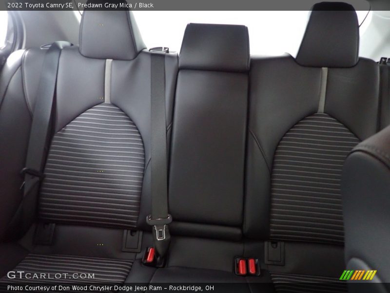 Predawn Gray Mica / Black 2022 Toyota Camry SE