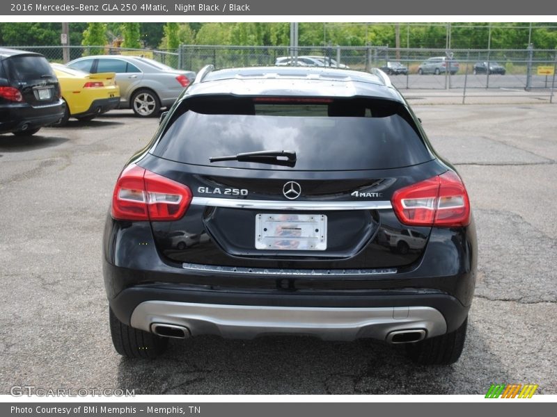 Night Black / Black 2016 Mercedes-Benz GLA 250 4Matic