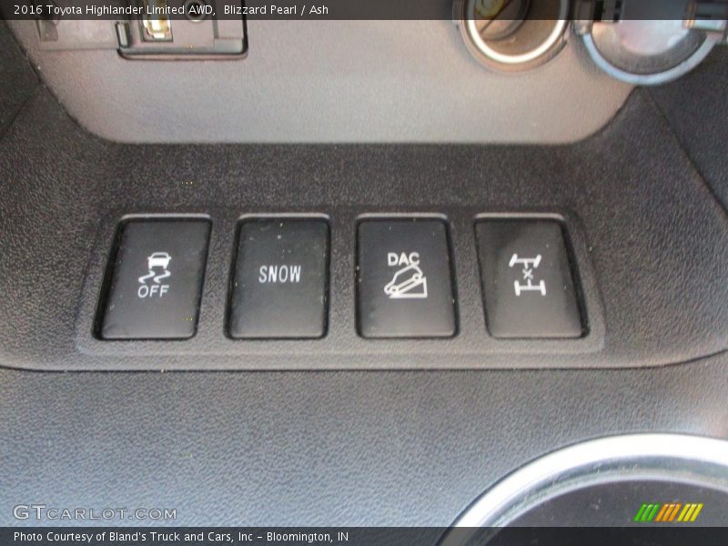 Blizzard Pearl / Ash 2016 Toyota Highlander Limited AWD