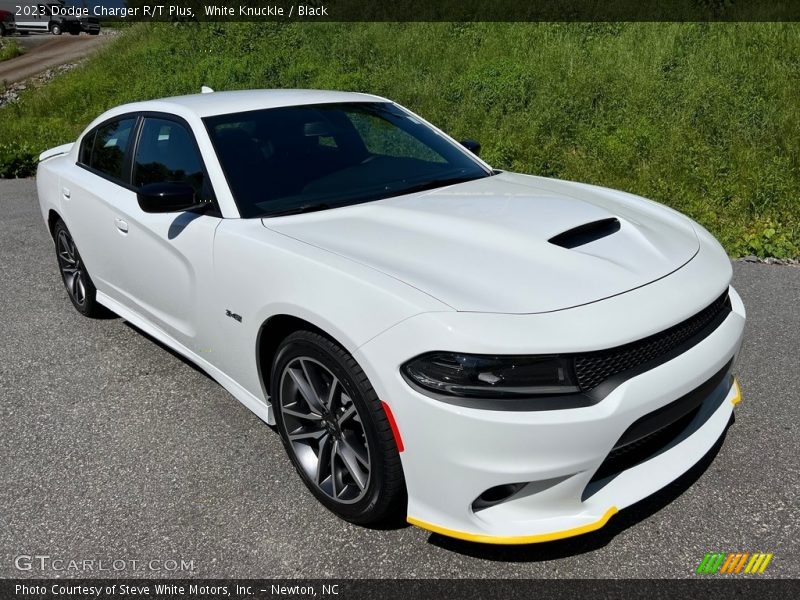 Front 3/4 View of 2023 Charger R/T Plus