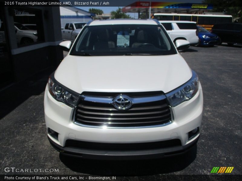 Blizzard Pearl / Ash 2016 Toyota Highlander Limited AWD