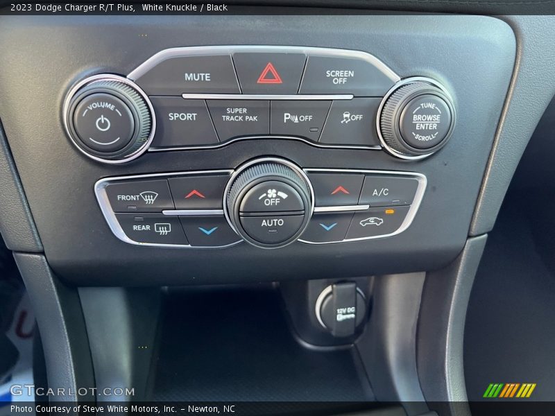 Controls of 2023 Charger R/T Plus