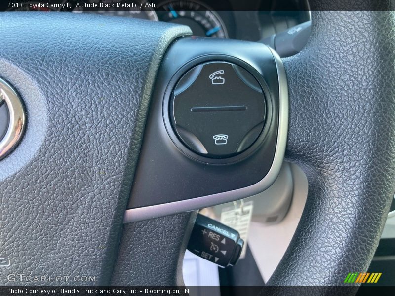 Attitude Black Metallic / Ash 2013 Toyota Camry L