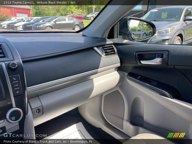 Attitude Black Metallic / Ash 2013 Toyota Camry L