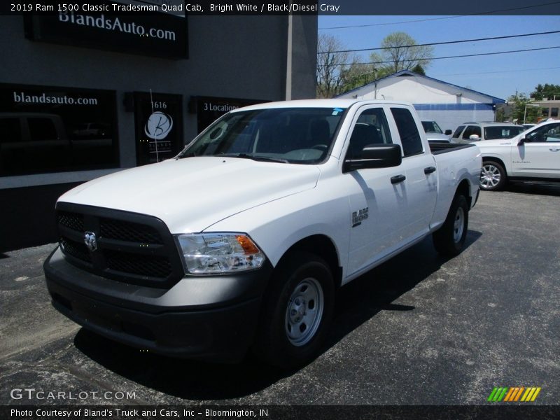 Bright White / Black/Diesel Gray 2019 Ram 1500 Classic Tradesman Quad Cab